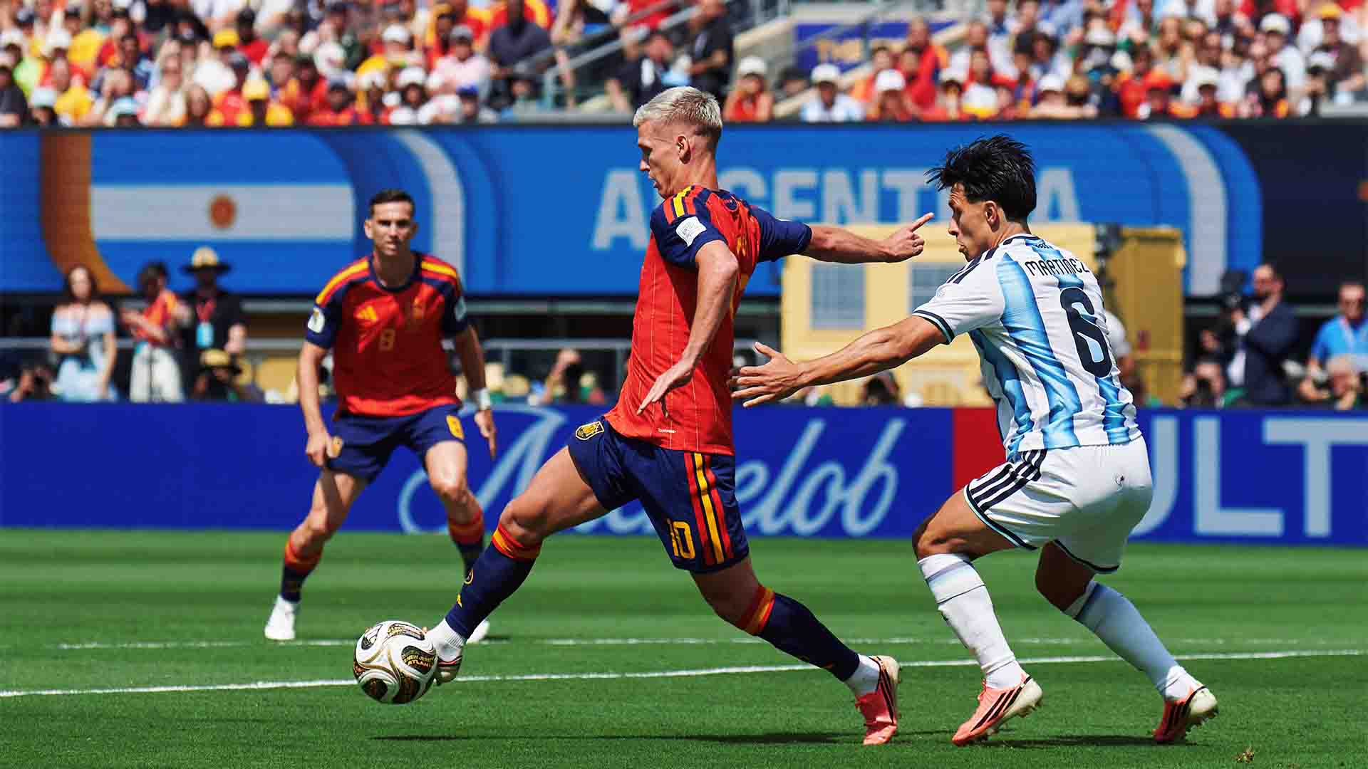 Roberto Ayala Minta Maaf Atas Keributan dengan Dani Olmo di Final Piala Dunia