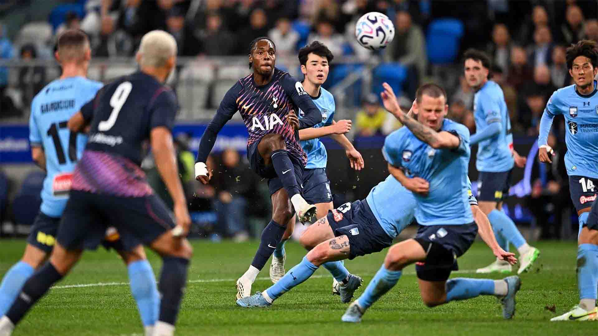 Spurs Tundukkan Sydney FC Lewat Adu Penalti di Australia