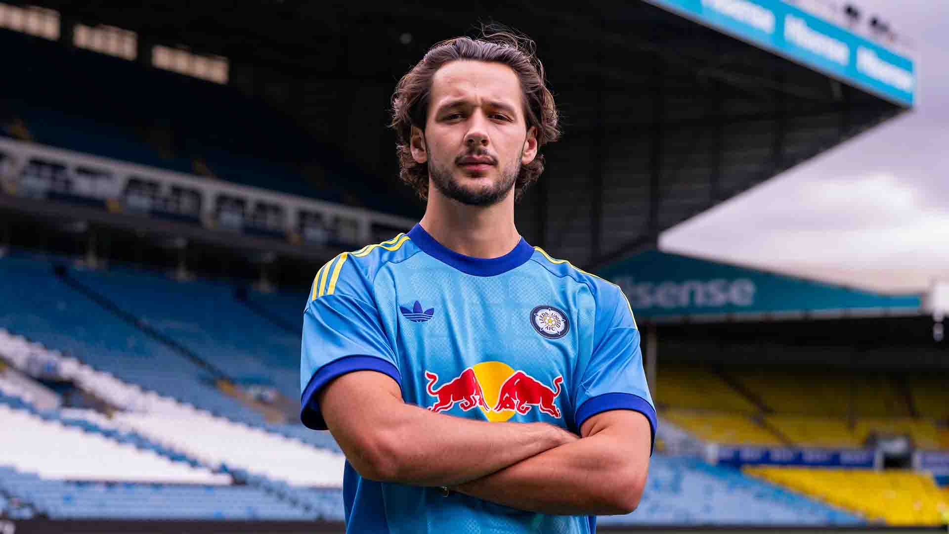 Leeds United Resmi Pecahkan Rekor Transfer Boyong Trafford dari Man City