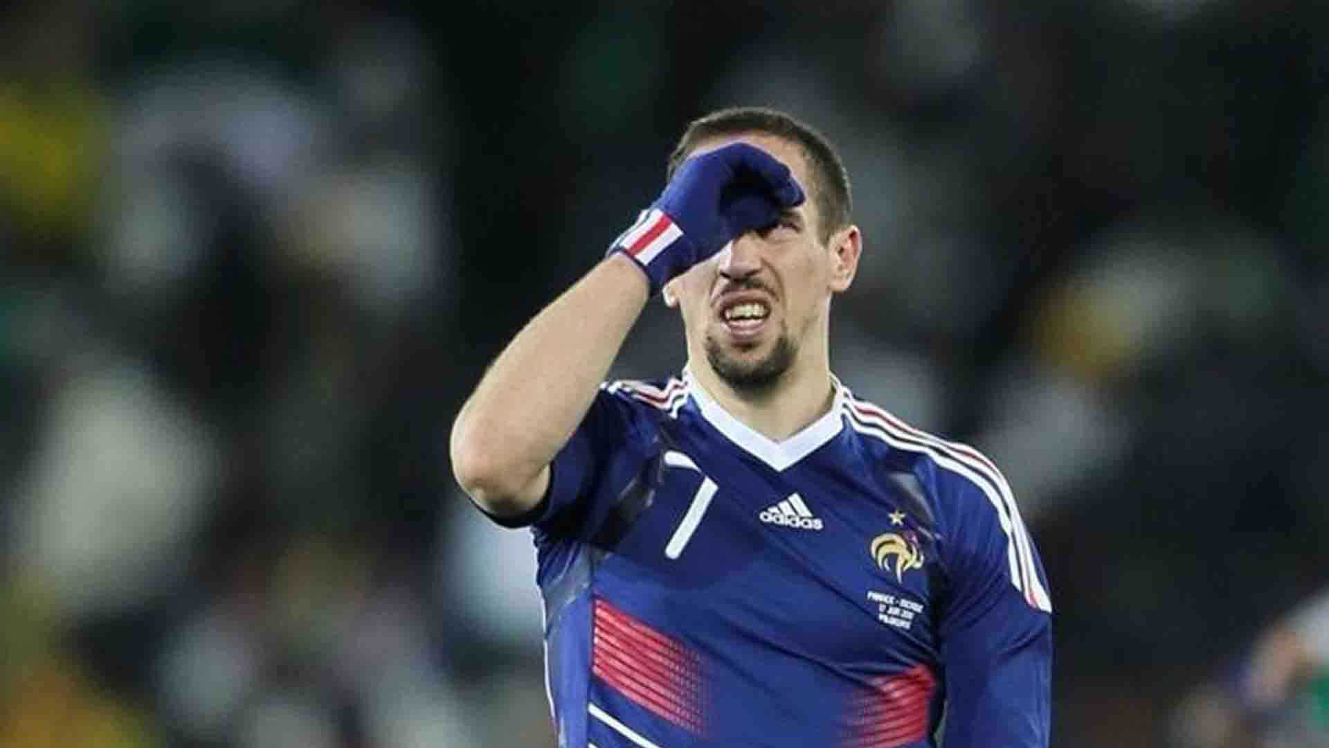 Mengapa Ada Pemain yang Bersinar di Klub tetapi Gagal di Timnas?